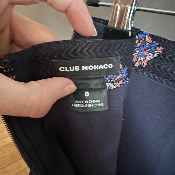 Club Monoco Navy Mini skirt - Picture 2 of 3